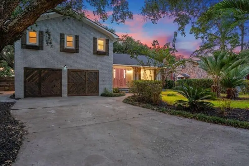 More of Charleston Full Home Renovation, designed by Zen Reno & Design in Charleston, SC
