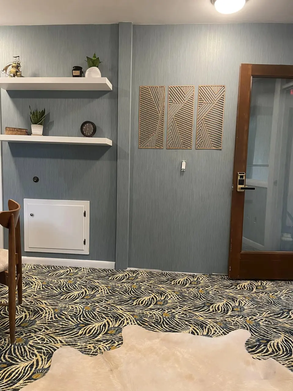 A closer look at Eclectic Office Design, designed by Zen Reno & Design in Jacksonville, FL