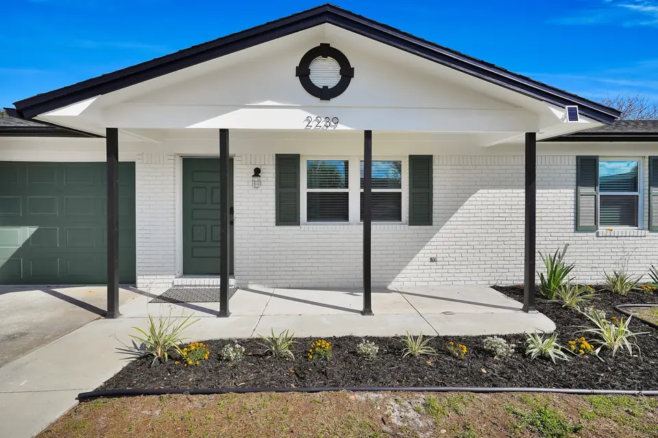 006-2239SouthBeachParkway-Jacksonville-FL-32250-SMALL.jpg