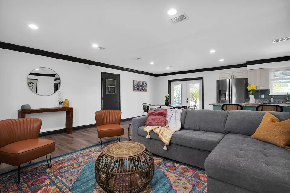 Jacksonville Beach Airbnb Revamp, designed by Zen Reno & Design in Jacksonville Beach, FL