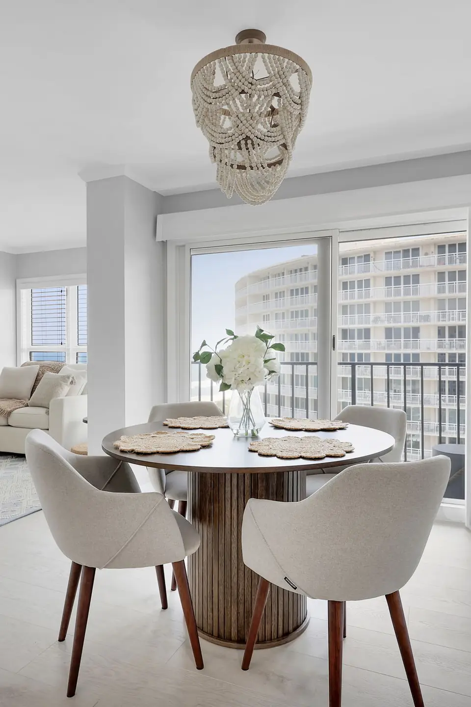 Another look at Jacksonville Beach Oceanfront Condo, designed by Zen Reno & Design in Jacksonville Beach, FL