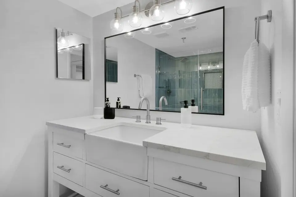 Inside Jacksonville Beach Oceanfront Condo, designed by Zen Reno & Design in Jacksonville Beach, FL