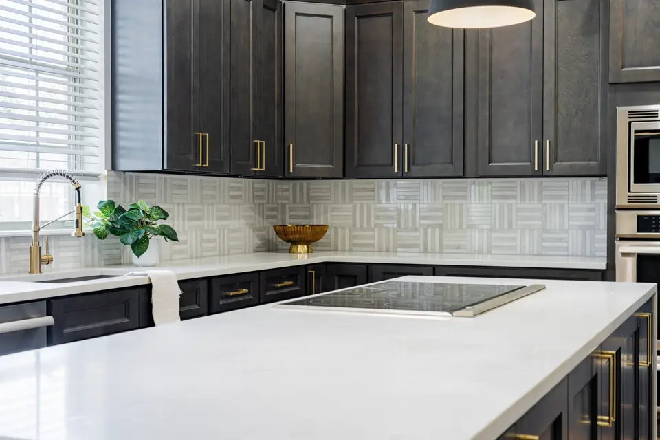 Within Queens Harbor Kitchen, designed by Zen Reno & Design in Queens Harbor, Jacksonville, FL